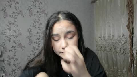 Snapshot of rinlex chatting on 12.14.25 rinlex online show from 12.14.25