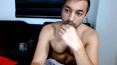 Snapshot of riomorado chatting on 06.11.26 Rio Morado online show from 06.11.26