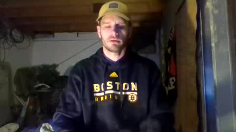 Snapshot of ripperusa33 chatting on 12.17.25 ripperusa33 online show from 12.17.25