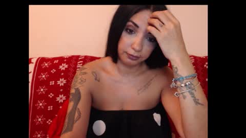 Snapshot of riri_mojo_92 chatting on 11.03.25 riri_mojo_92 online show from 11.03.25