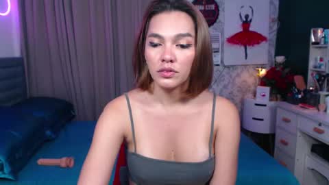 Snapshot of risque_asiancassandra chatting on 03.02.25 Miss Cassie online show from 03.02.25
