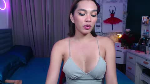 Snapshot of risque_asiancassandra chatting on 03.03.25 Miss Cassie online show from 03.03.25