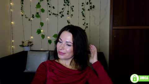 Snapshot of rita_lovyl chatting on 09.25.25 Rita online show from 09.25.25