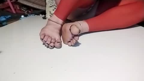 Snapshot of ritkanenasitna chatting on 09.25.25 ritkanenasitna online show from 09.25.25