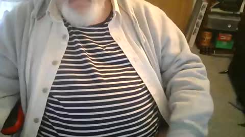 Snapshot of rndmronnie chatting on 02.04.25 Ron Rodan online show from 02.04.25
