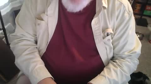 Snapshot of rndmronnie chatting on 09.09.25 Ron Rodan online show from 09.09.25