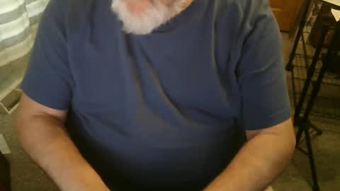 Snapshot of rndmronnie chatting on 09.25.25 Ron Rodan online show from 09.25.25
