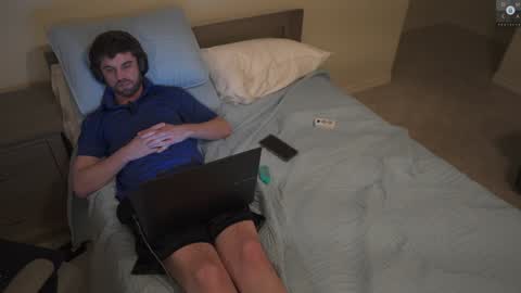 Ryan aka KeylimeRy online show from 12.30.24