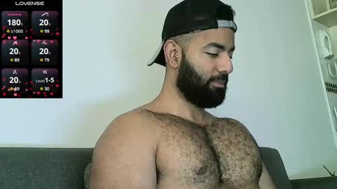 Snapshot of roa32sebas chatting on 01.23.25 SebasRoa online show from 01.23.25