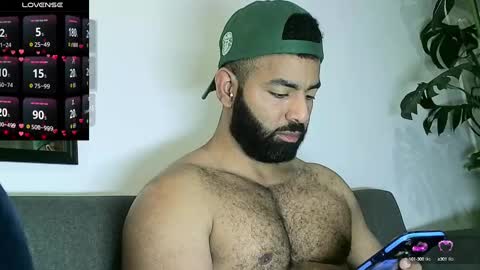 Snapshot of roa32sebas chatting on 10.07.25 SebasRoa online show from 10.07.25