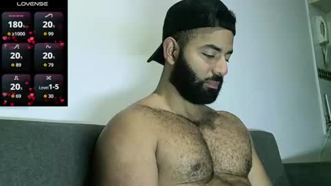 Snapshot of roa32sebas chatting on 06.16.26 SebasRoa online show from 06.16.26