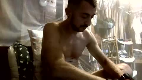 Snapshot of roadsidepicnic01 chatting on 01.12.25 Daddy online show from 01.12.25