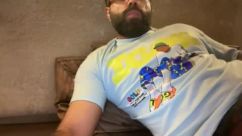 roamexotic00 online show from 11.20.25