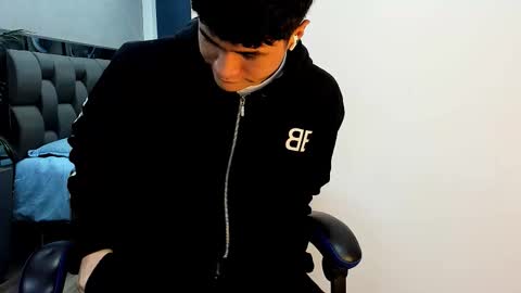 Roan Birkin online show from 11.04.25