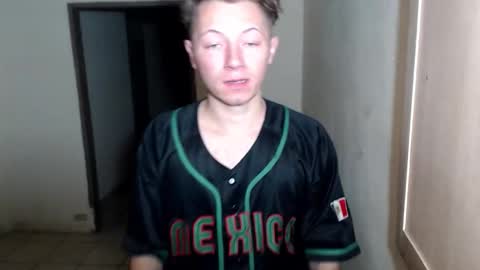 RoastingCorn online show from 02.05.26