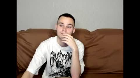 robert10211 online show from 11.01.25