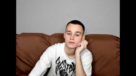 robert10211 online show from 11.03.25