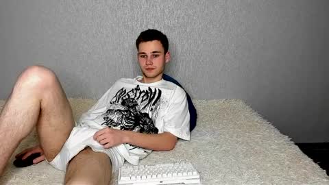 robert10211 online show from 04.02.26