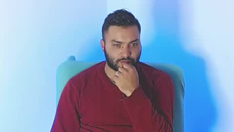 Stiven - online show from 11.18.25