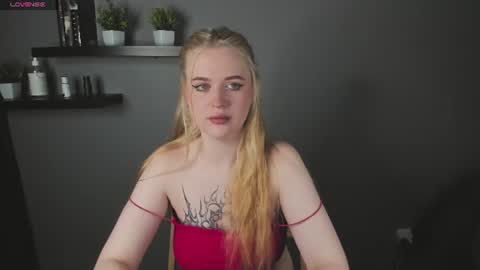 Snapshot of robert_lisa chatting on 06.15.26 Lisa and Robert i am online all days 900 am GMT3 online show from 06.15.26