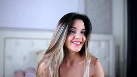 Roberta online show from 03.25.26