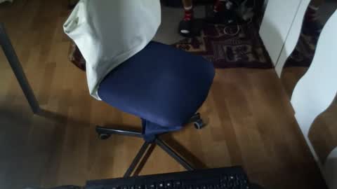 robertbrazil762778 online show from 10.11.25