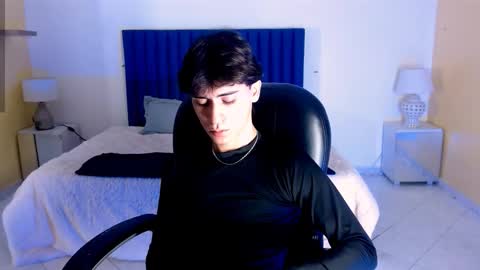 Snapshot of roberthalv chatting on 02.19.26 ROBERTH online show from 02.19.26