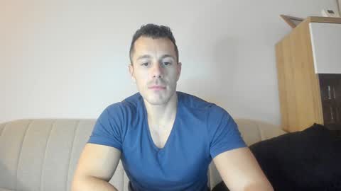 Snapshot of roberto4ever chatting on 12.04.24 roberto4ever online show from 12.04.24