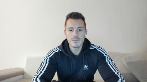 Snapshot of roberto4ever chatting on 01.16.25 roberto4ever online show from 01.16.25