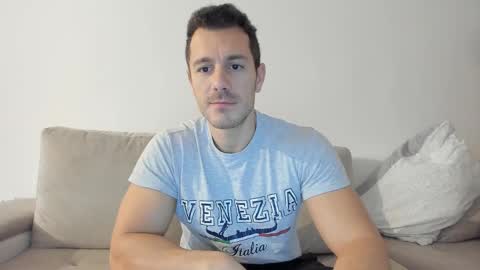 Snapshot of roberto4ever chatting on 02.17.25 roberto4ever online show from 02.17.25