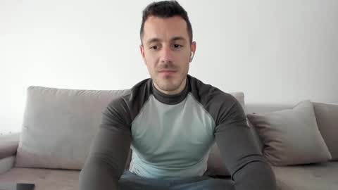 Snapshot of roberto4ever chatting on 02.24.25 roberto4ever online show from 02.24.25