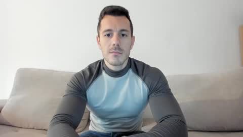 Snapshot of roberto4ever chatting on 03.02.25 roberto4ever online show from 03.02.25