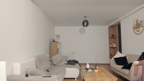 Snapshot of roberto4ever chatting on 11.12.25 roberto4ever online show from 11.12.25