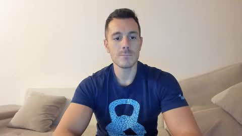 Snapshot of roberto4ever chatting on 11.16.25 roberto4ever online show from 11.16.25