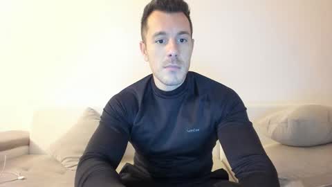 Snapshot of roberto4ever chatting on 11.20.25 roberto4ever online show from 11.20.25