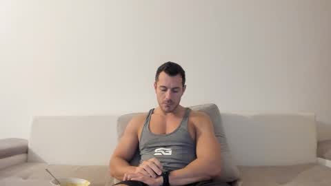 Snapshot of roberto4ever chatting on 11.24.25 roberto4ever online show from 11.24.25