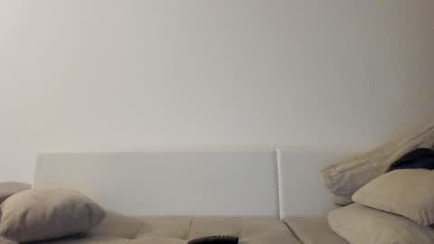 Snapshot of roberto4ever chatting on 12.01.25 roberto4ever online show from 12.01.25