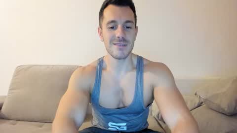 Snapshot of roberto4ever chatting on 12.04.25 roberto4ever online show from 12.04.25