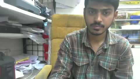 Robertsalia online show from 01.18.25