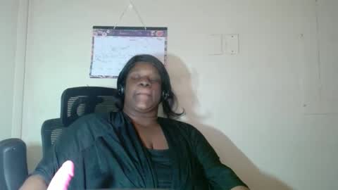 Snapshot of robertswhitney52 chatting on 01.12.26 robertswhitney52 online show from 01.12.26