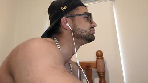 robin1036 online show from 04.11.26