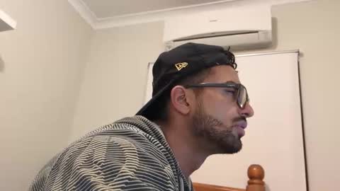 robin1036 online show from 04.13.26