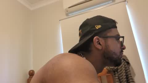 robin1036 online show from 04.15.26