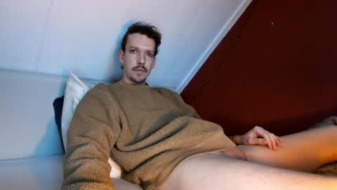 Snapshot of robin_sonx chatting on 01.19.25 Robin online show from 01.19.25