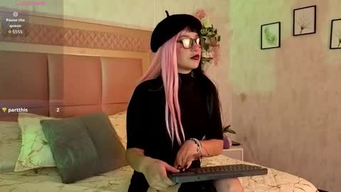 robin D online show from 10.25.25