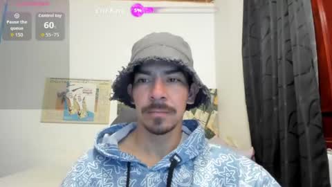 Robin online show from 05.05.26