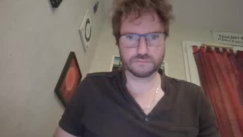 Snapshot of robinouhot chatting on 02.14.25 robinouhot online show from 02.14.25