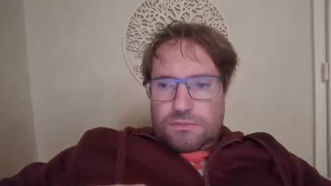 Snapshot of robinouhot chatting on 03.04.25 robinouhot online show from 03.04.25