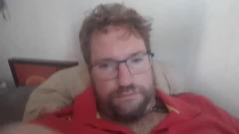 Snapshot of robinouhot chatting on 10.31.25 robinouhot online show from 10.31.25