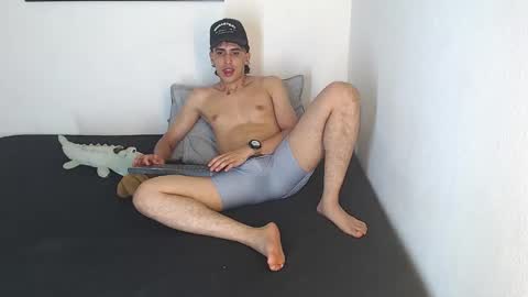 Snapshot of robisson_zack chatting on 03.01.26 Robisson Zack online show from 03.01.26